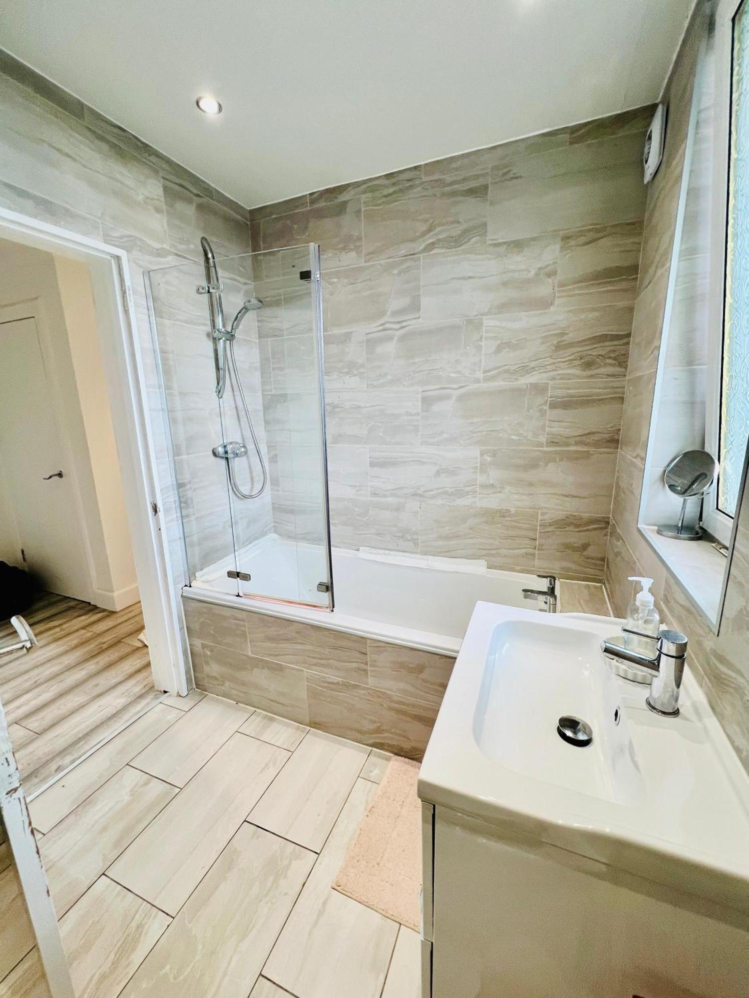 The Urban Retreat Apartment Edinburgh Exterior photo